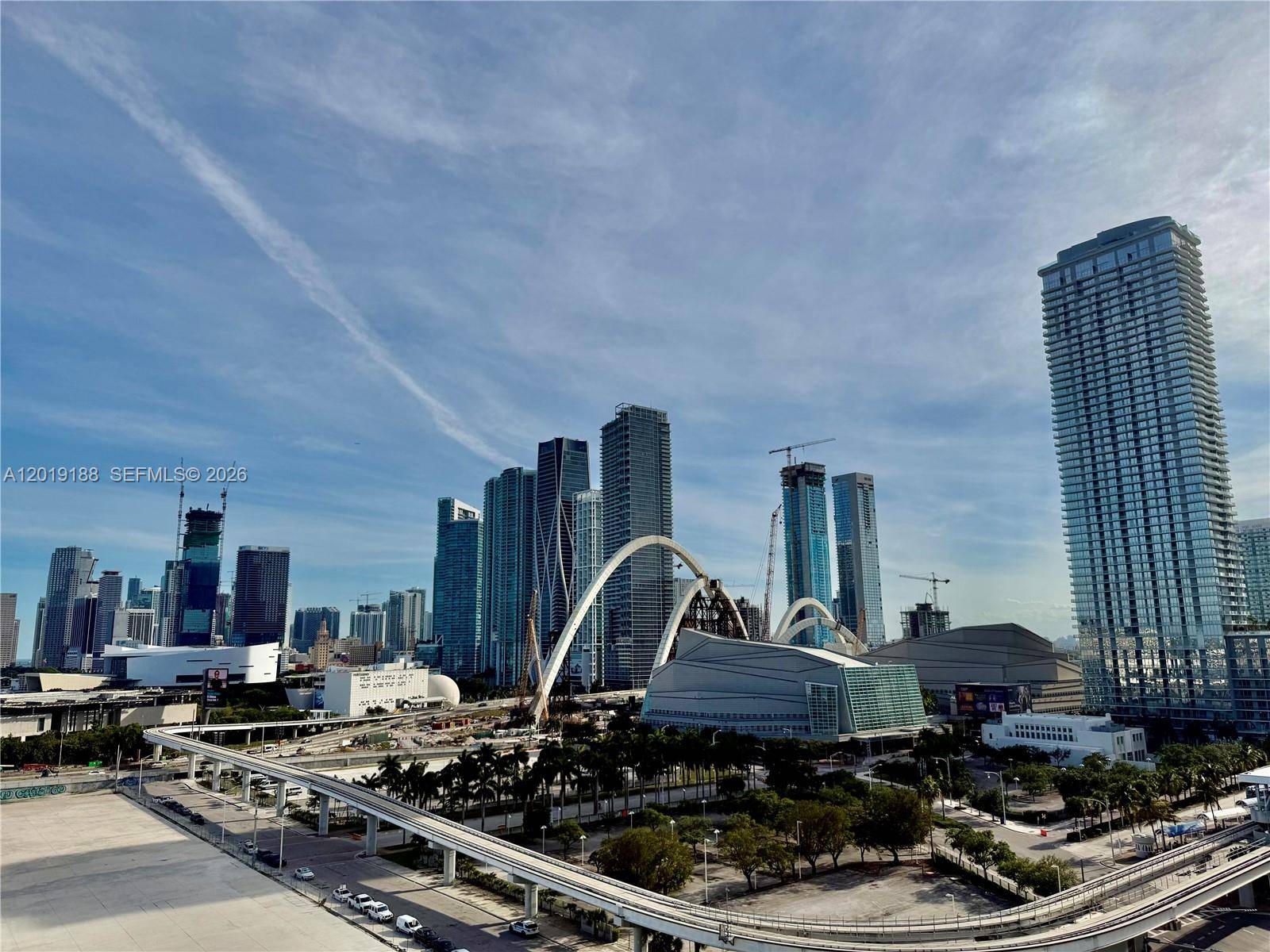 555 NE 15th StMiami - VENETIA CONDO condo unit 15H - picture