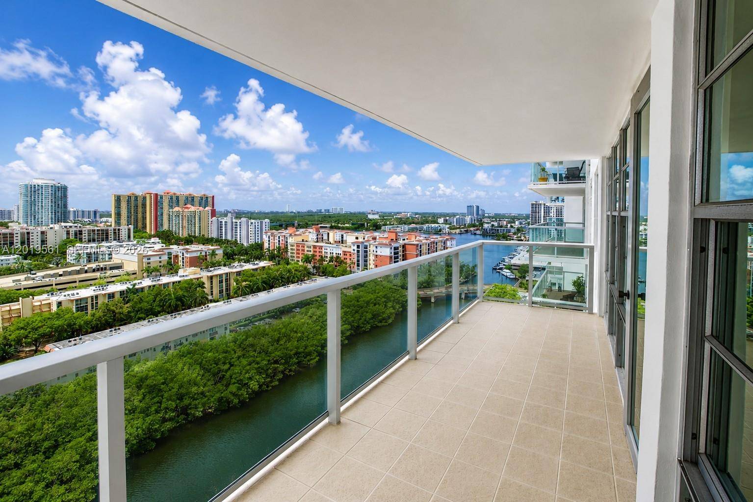 230 174th StSunny Isles Beach - WINSTON TOWERS 300 CONDO condo unit 1916 - picture