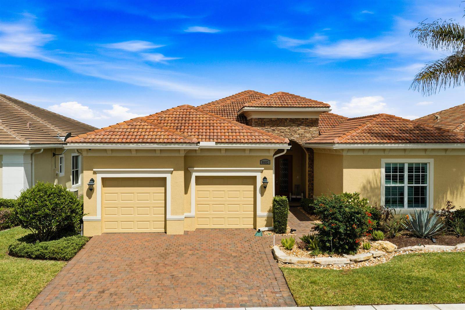 8692 SW FluttoPort St. Lucie - picture