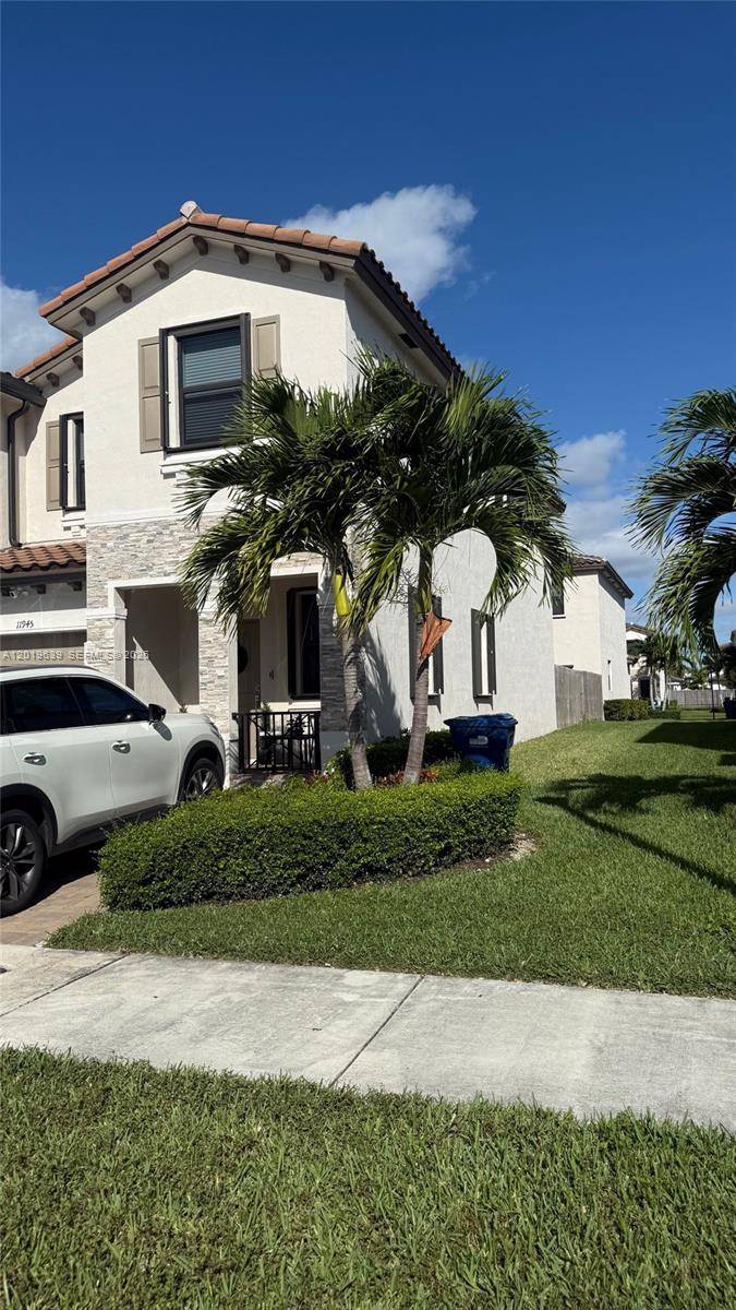 11945 SW 245th TerHomestead - picture