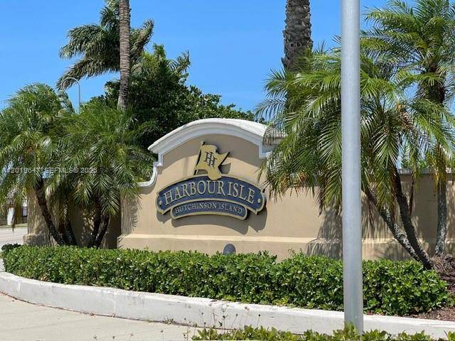 19 W Harbour Isle Dr WFort Pierce - Condo 1-4 Stories,Condo condo unit 103 - picture