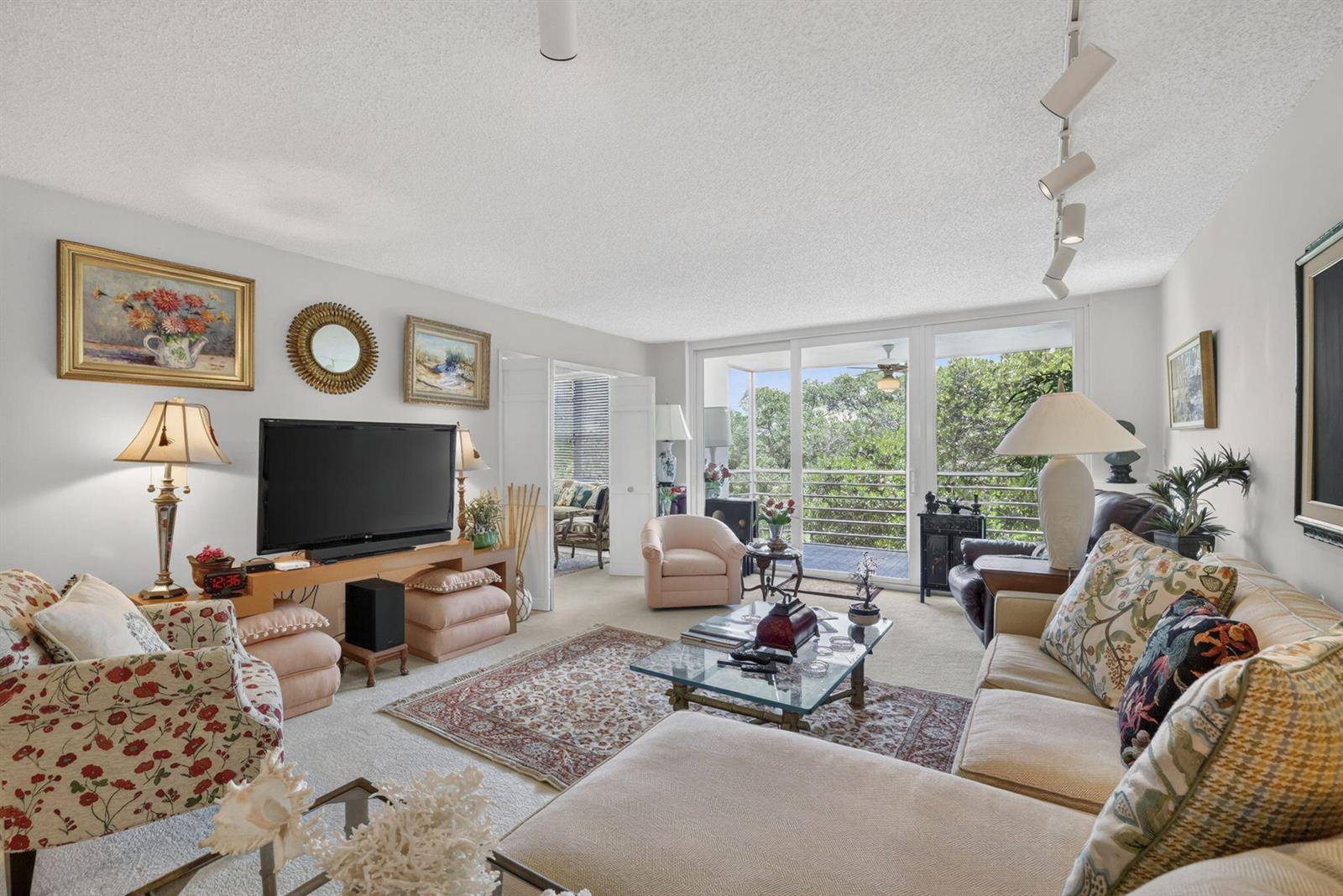 3900 Oaks ClubhousePompano Beach - NO 76 PALM-AIRE COUNTRY CL,PALM AIRE condo unit 410 - picture