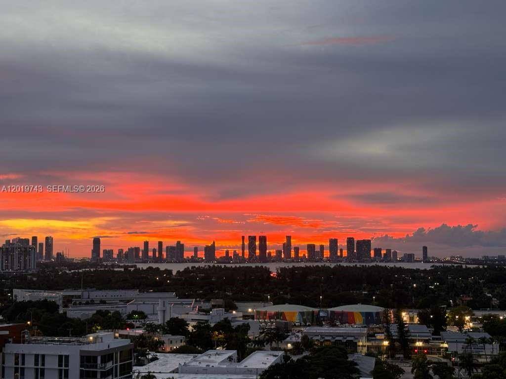 2401 Collins AveMiami Beach - THE RIVIERA CONDO condo unit 1807 - picture