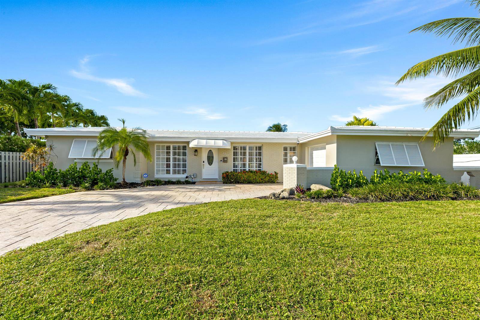 1961 NE 62ndFort Lauderdale - picture