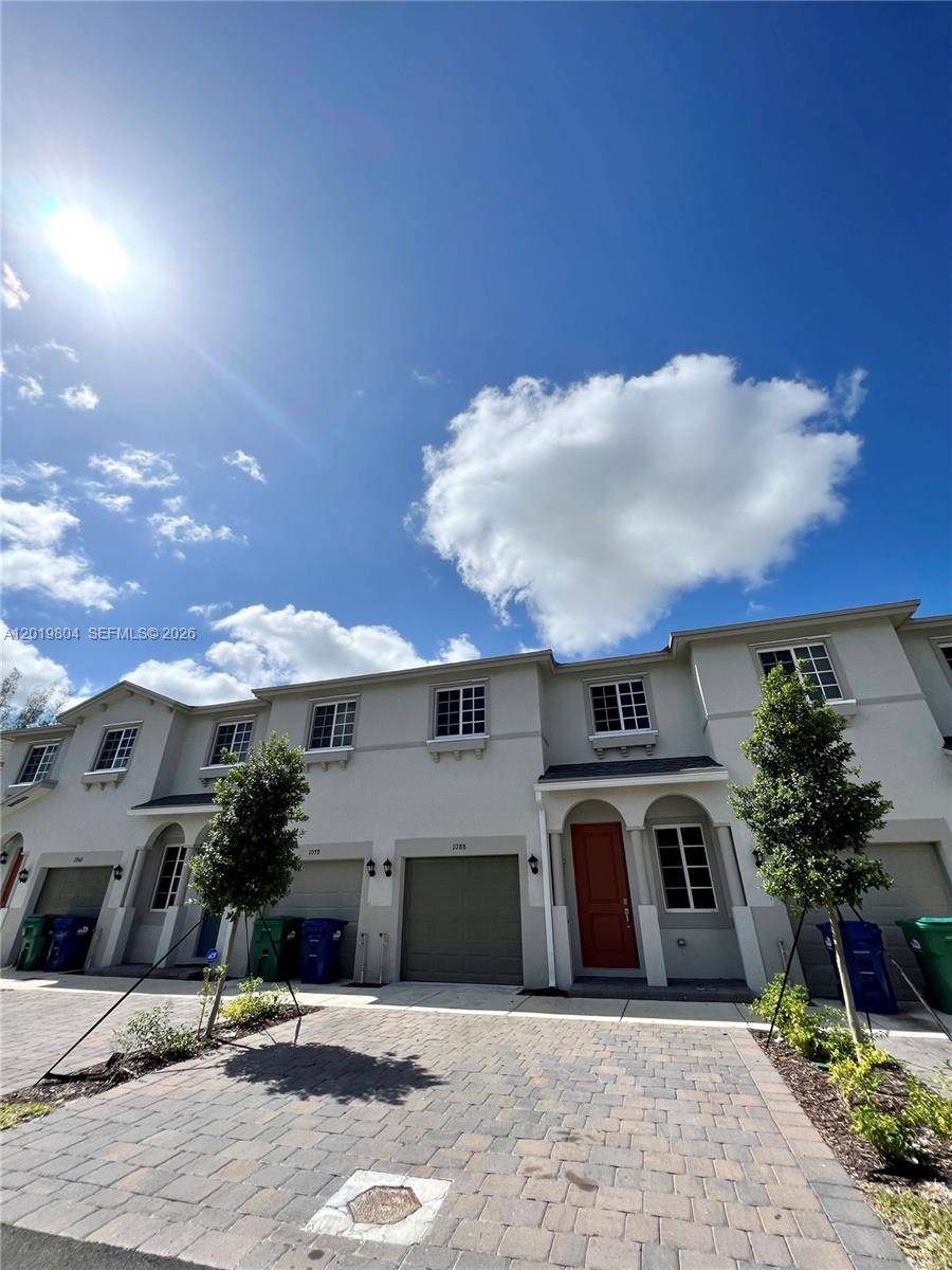 1088 NW 208th TerMiami Gardens - WALDEN PLACE II condo unit 1088 - picture