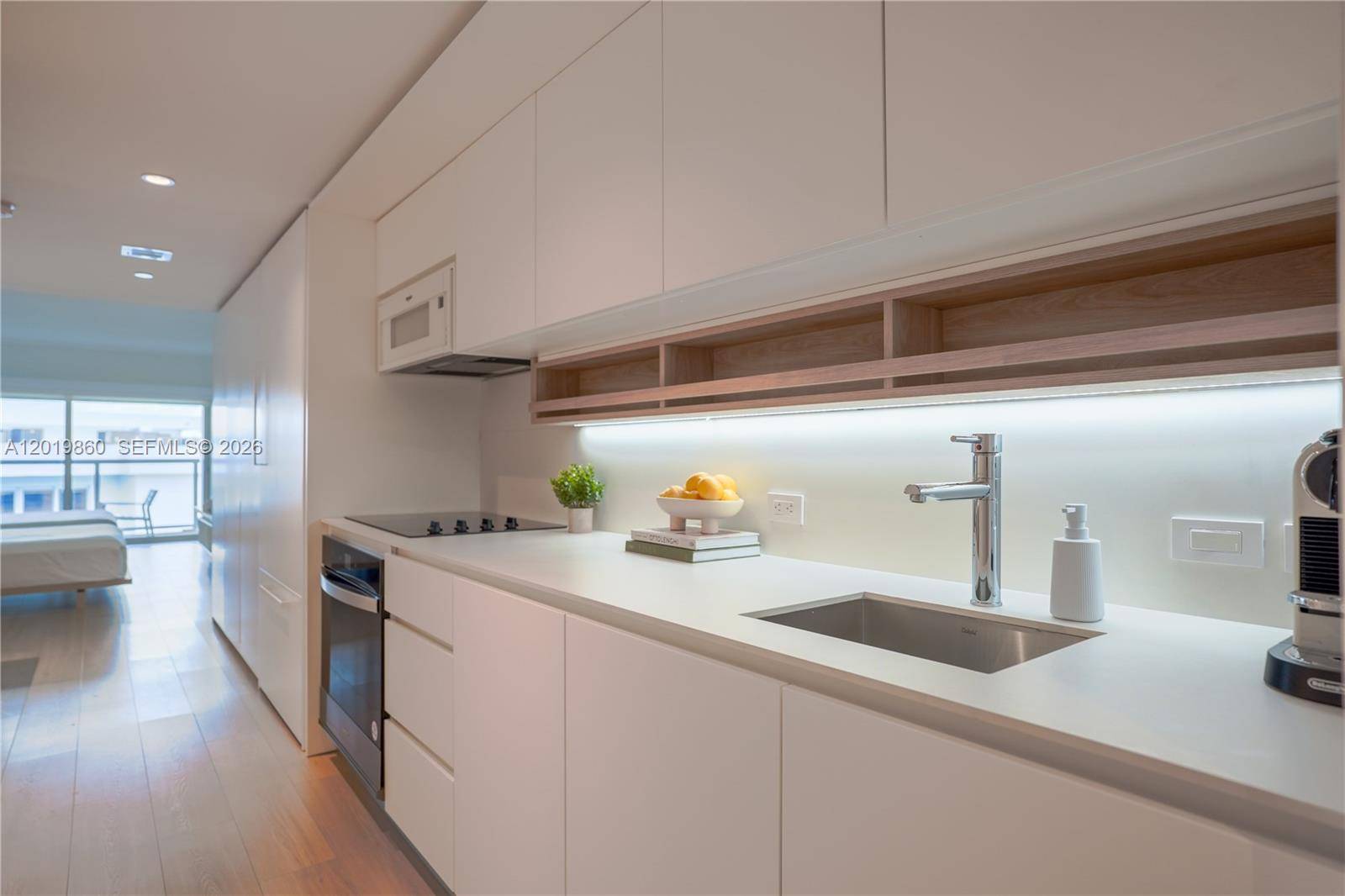 10250 Collins AvenueBal Harbour - Condo 1-4 Stories,Condo condo unit 407 - picture