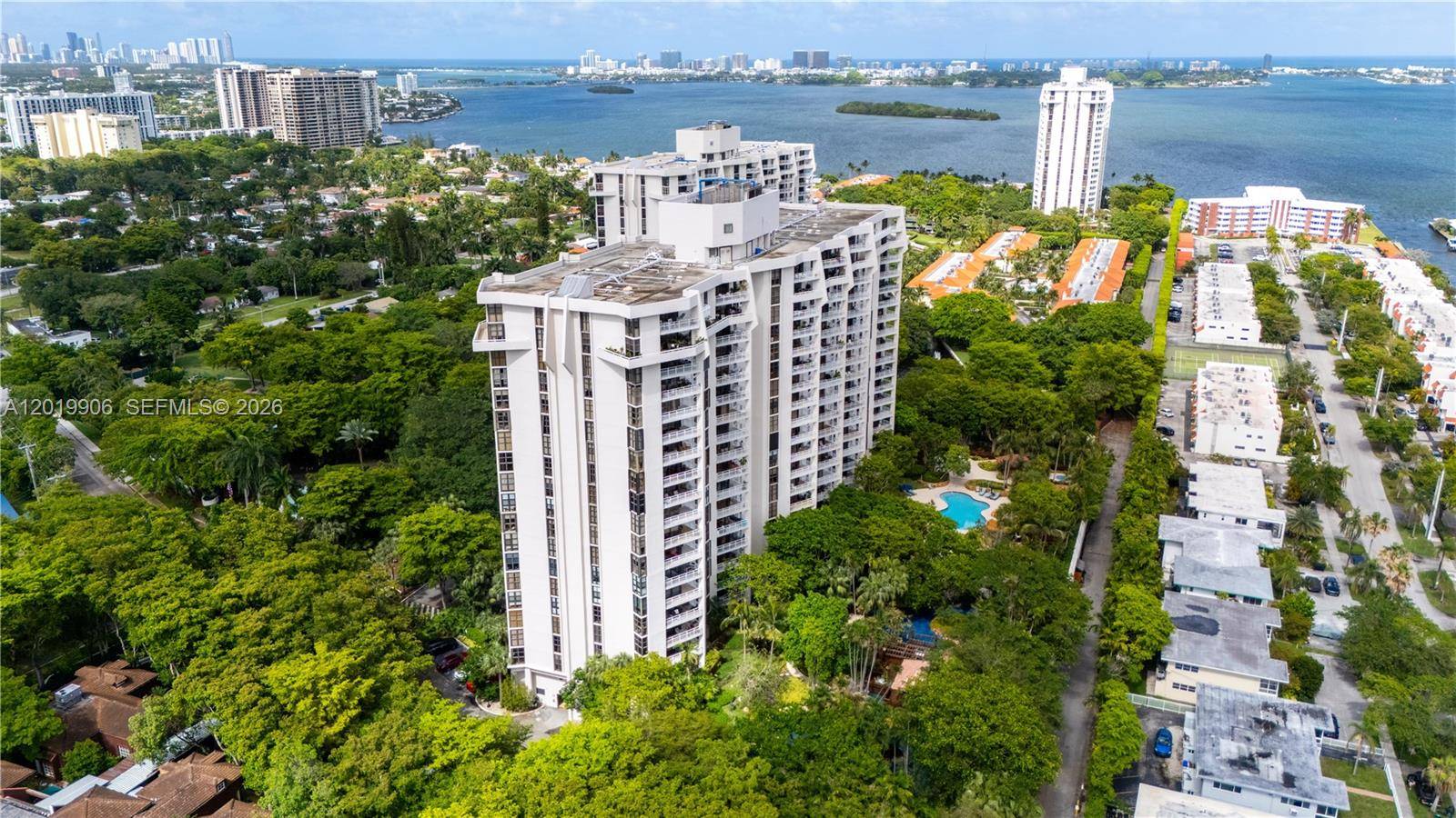 2000 Towerside TerMiami - Condo 5+ Stories,Condo condo unit 311 - picture