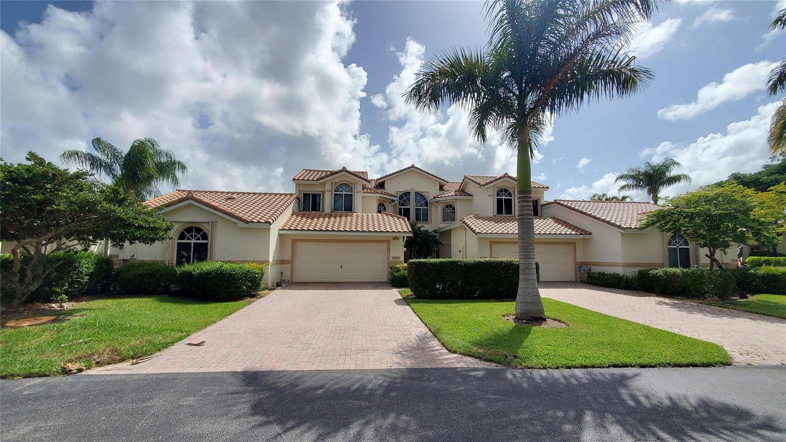 504 W PALM AIREPompano Beach - PALM AIRE OAKS COURSE ESTA condo unit 504 - picture