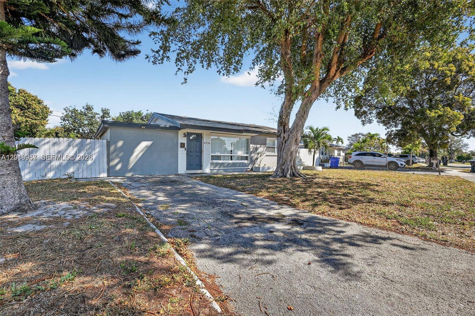 6791 Scott StHollywood - Single Family-Seasonal,House condo unit 6791 - picture