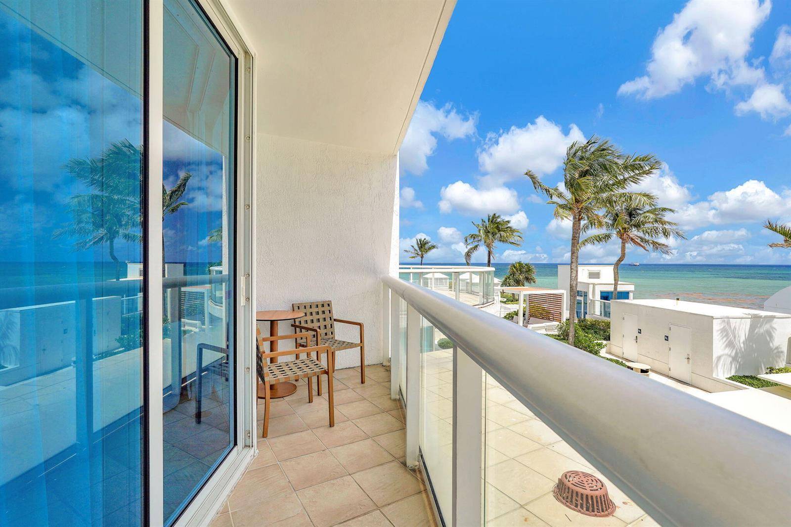 505 N Fort Lauderdale BeachFort Lauderdale - Q CLUB RESORT & RESIDENCES condo unit 713 - picture