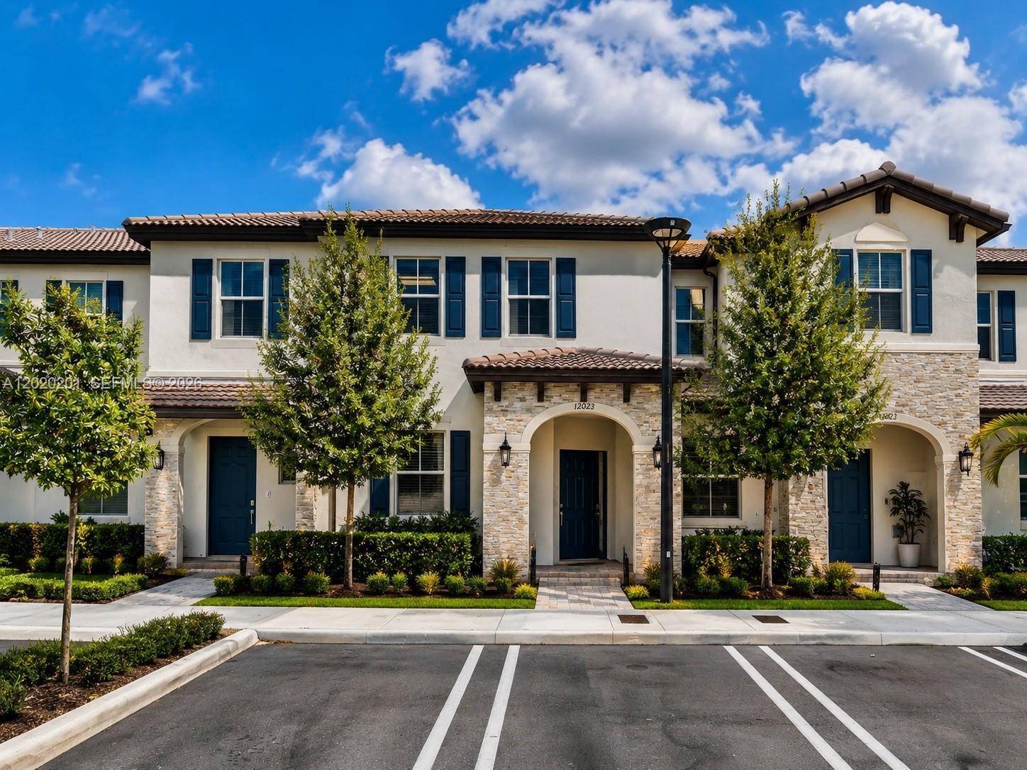 12023 NW 24th PlMiami - Townhouse/Villa-Annual,Townhouse condo unit 12023 - picture