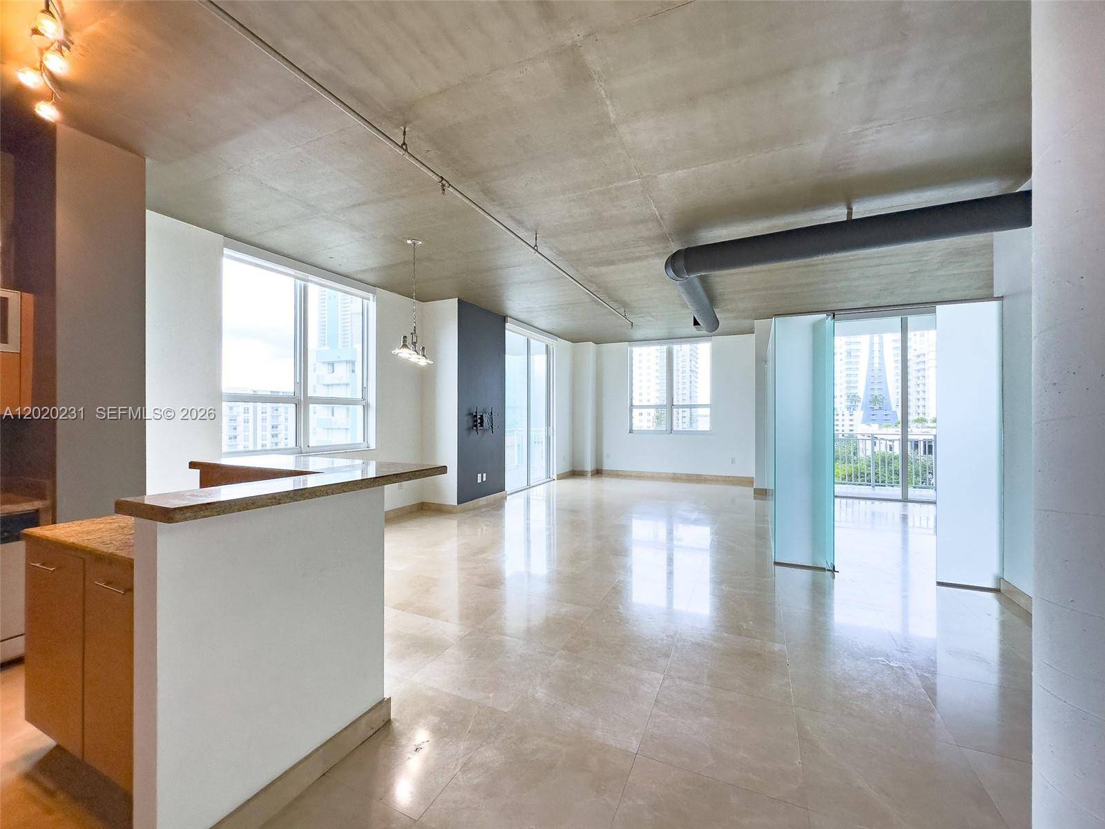2275 Biscayne BlvdMiami - Condo/Co-Op/Annual,Apartment condo unit 604 - picture