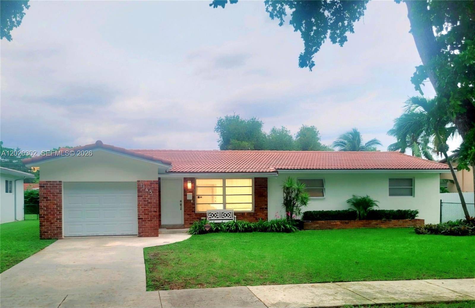 1145 Meadowlark AveMiami Springs - picture