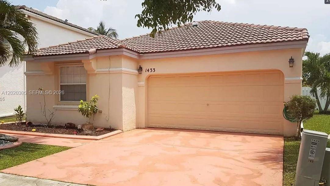 1433 NW 153rd AvePembroke Pines - Single Family-Annual,House condo unit 1433 - picture