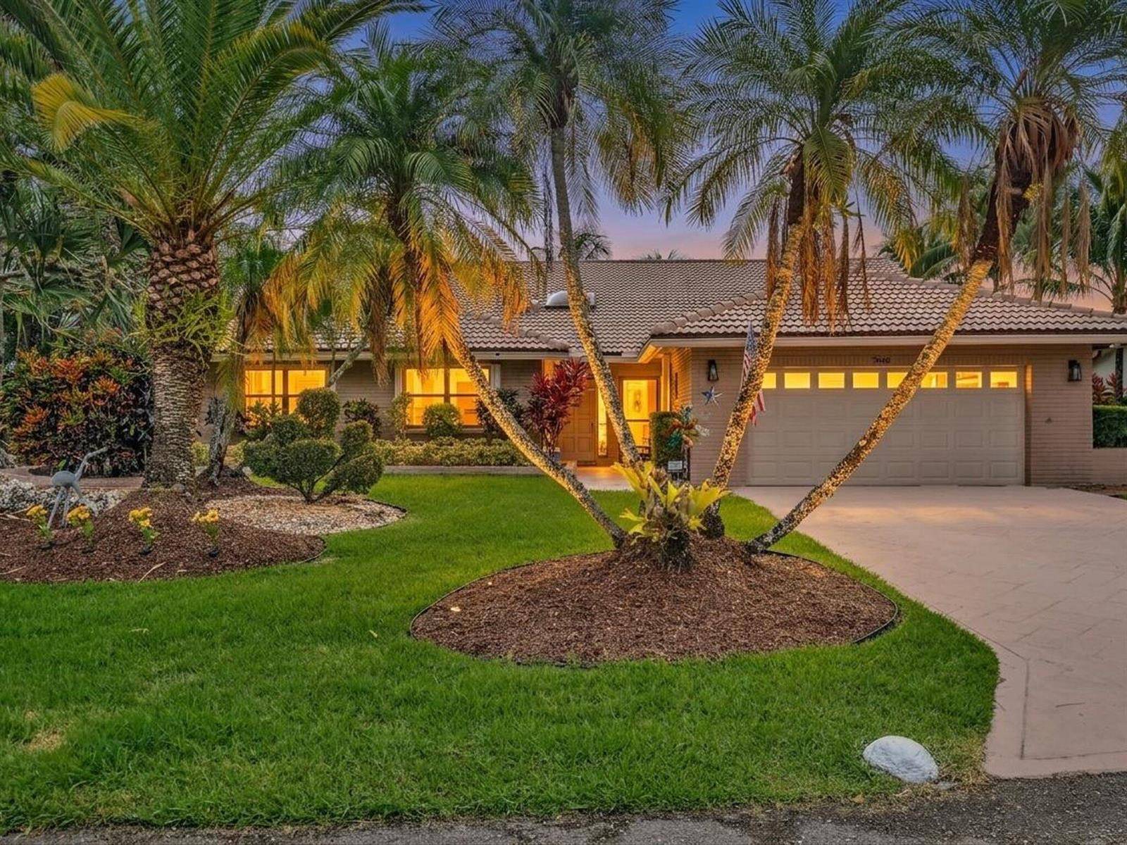 7640 NW 87thTamarac - picture