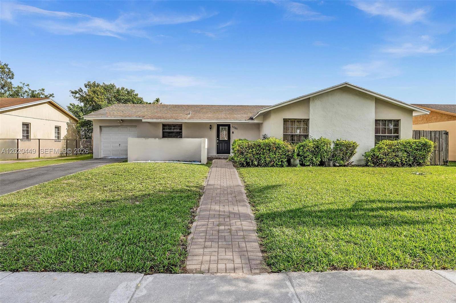 11061 SW 163rd StMiami - picture