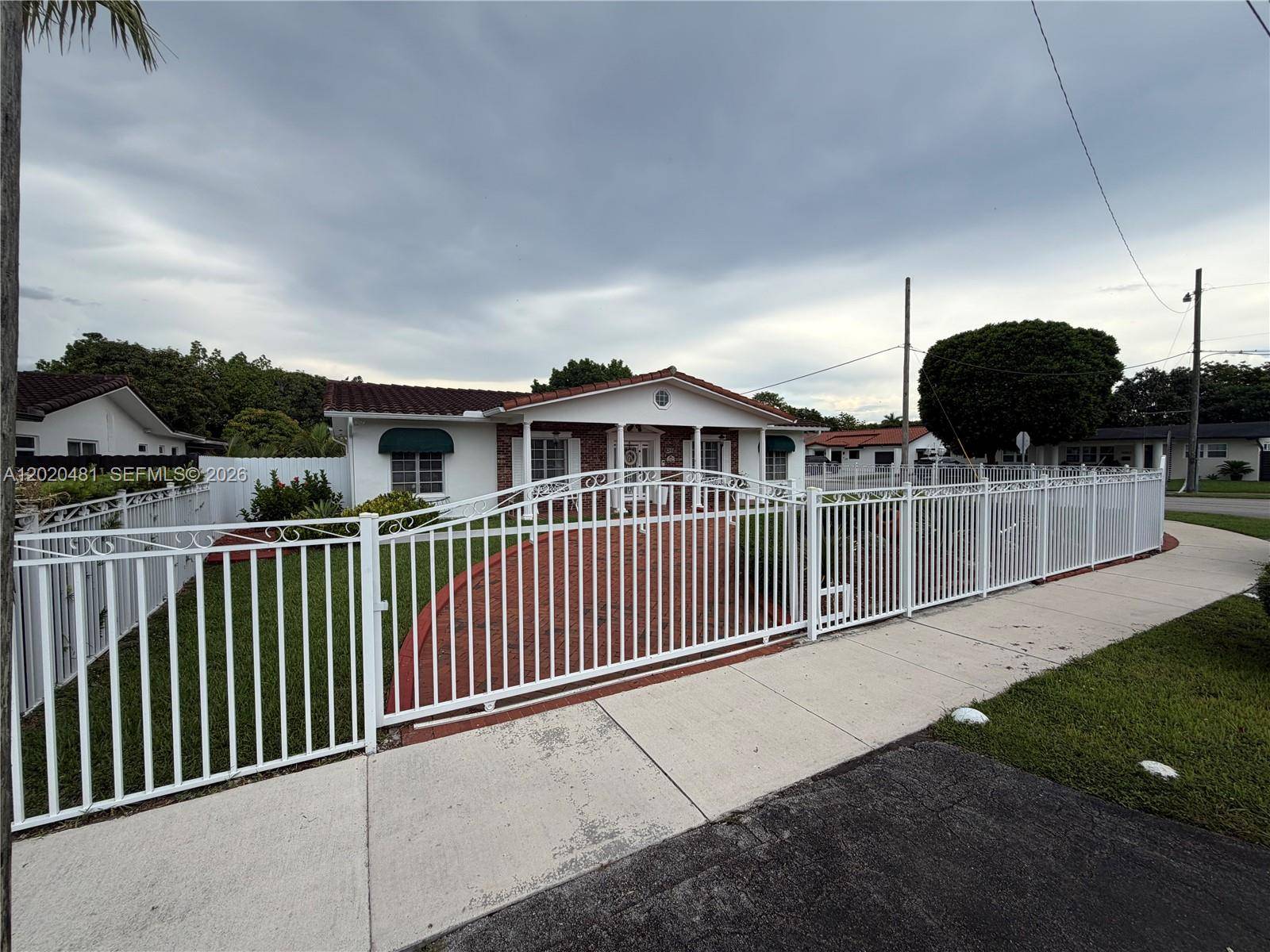 3400 SW 108th AveMiami - picture