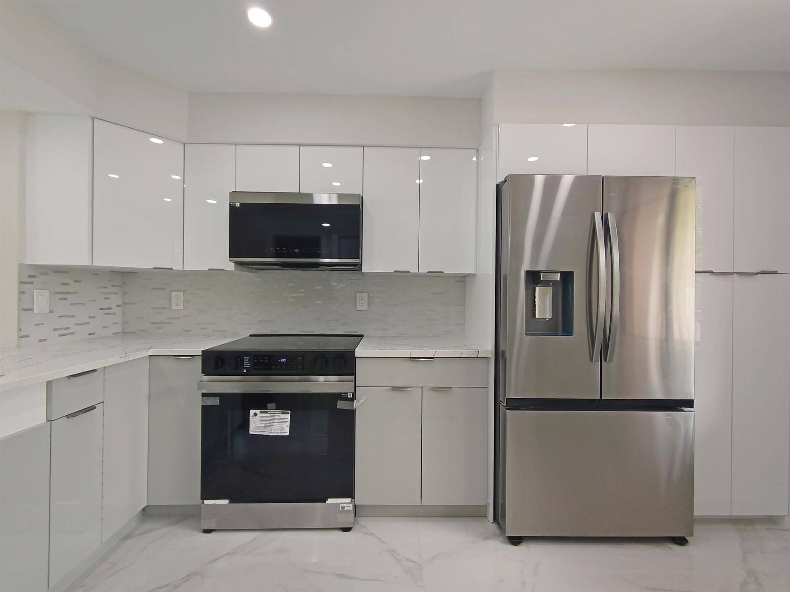 7280 AmberlyDelray Beach - HUNTINGTON LAKES SEC FOUR condo unit 207 - picture