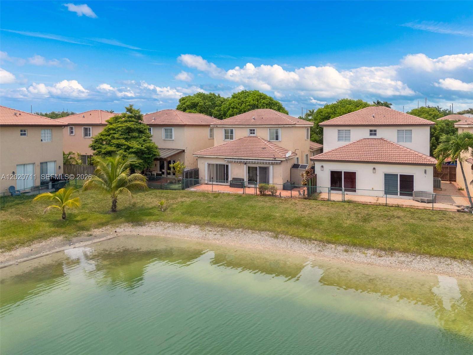 11318 NW 44th TerDoral - picture