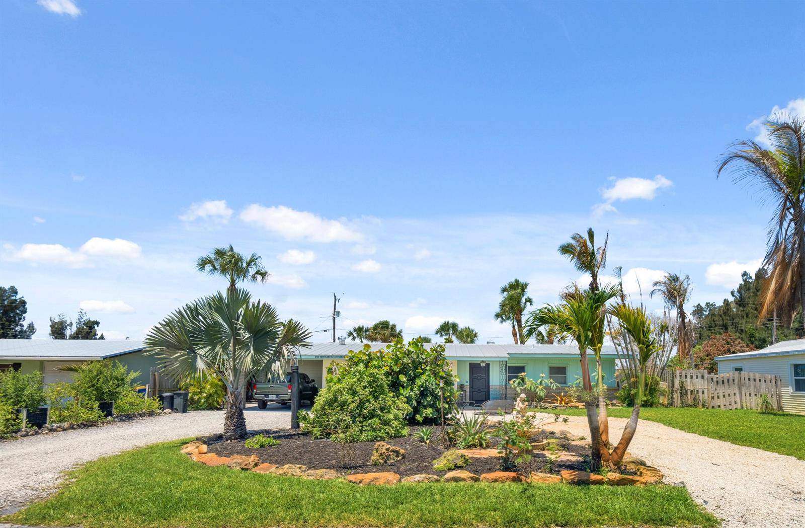 1644 NE ArchJensen Beach - picture