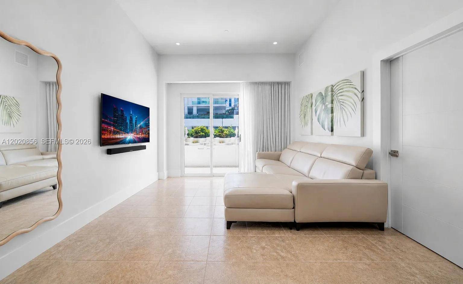 6917 Collins AveMiami Beach - Condo/Co-Op/Annual,Apartment condo unit L-107 - picture