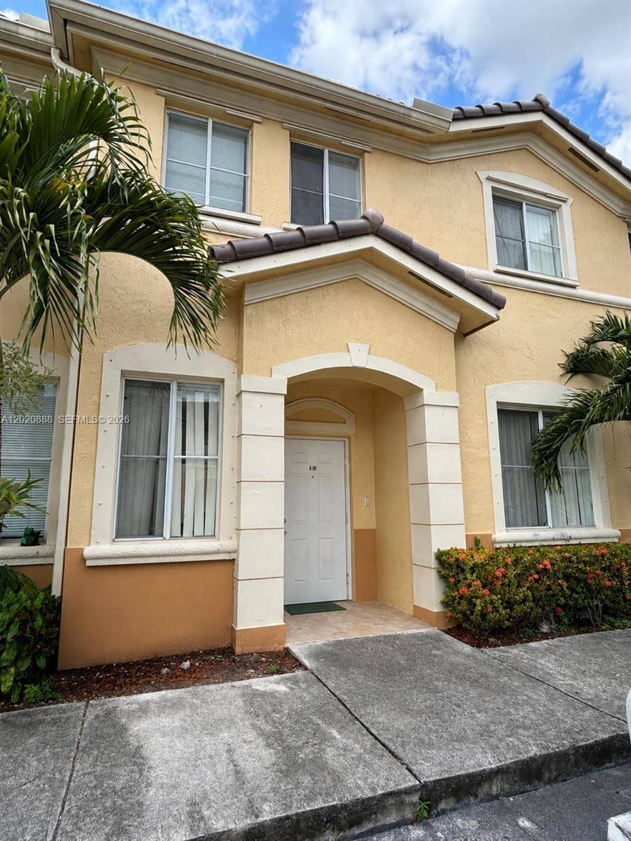 6920 NW 177th StHialeah - Condo/Co-Op/Annual,Condo condo unit Q101 - picture