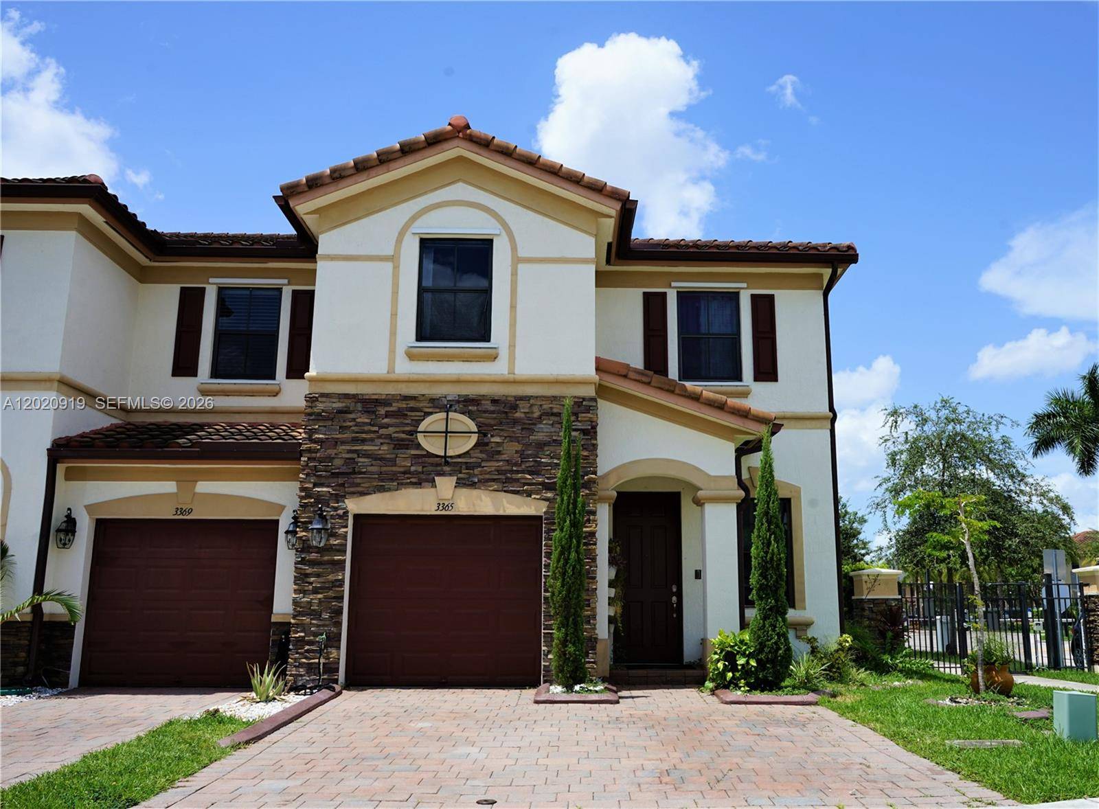 3365 W 91st TerHialeah - Townhouse/Villa-Annual,Townhouse condo unit 3365 - picture