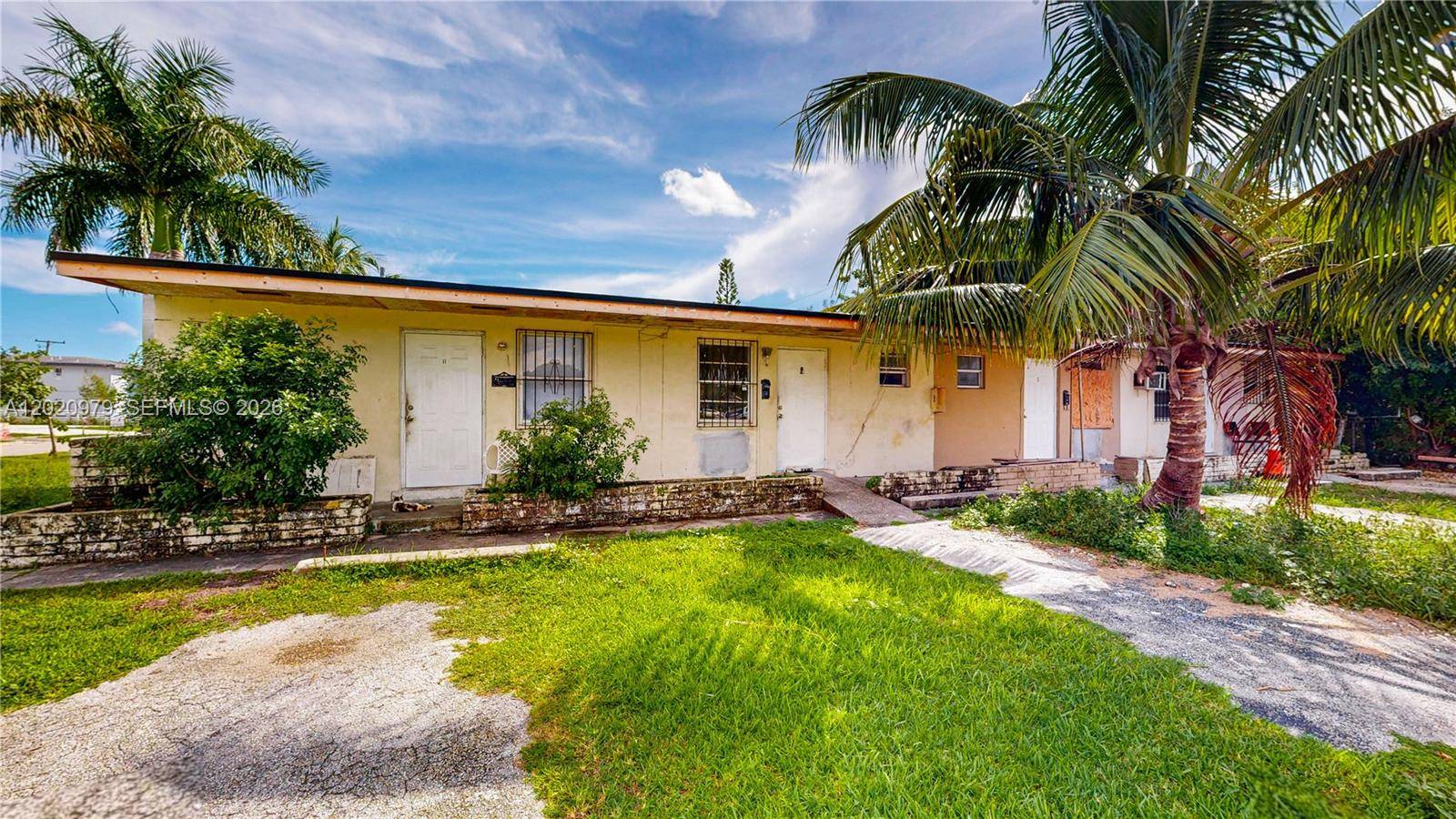 1478 NW 2nd AveFlorida City - picture