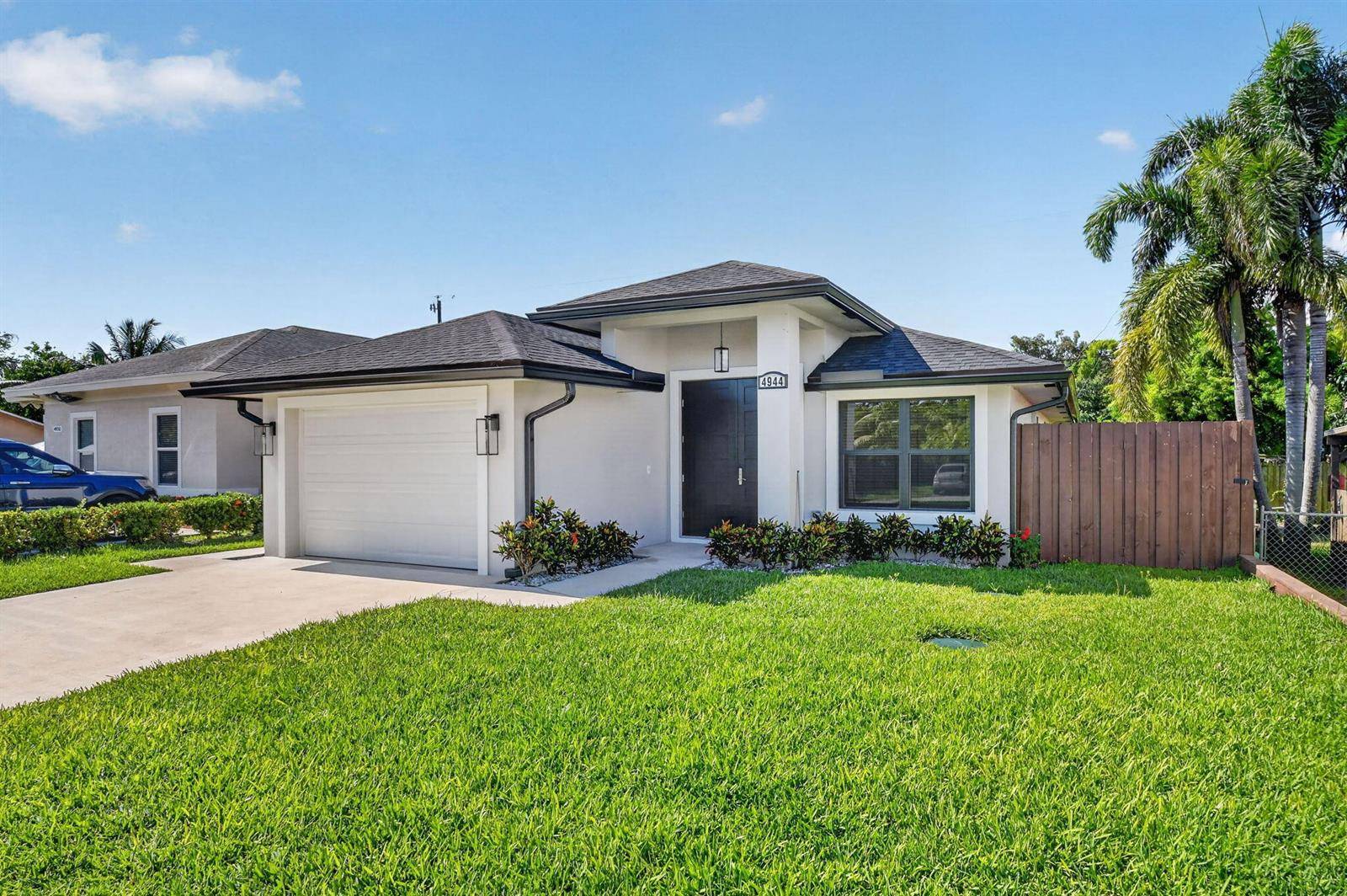 4944 McconnellLake Worth - picture