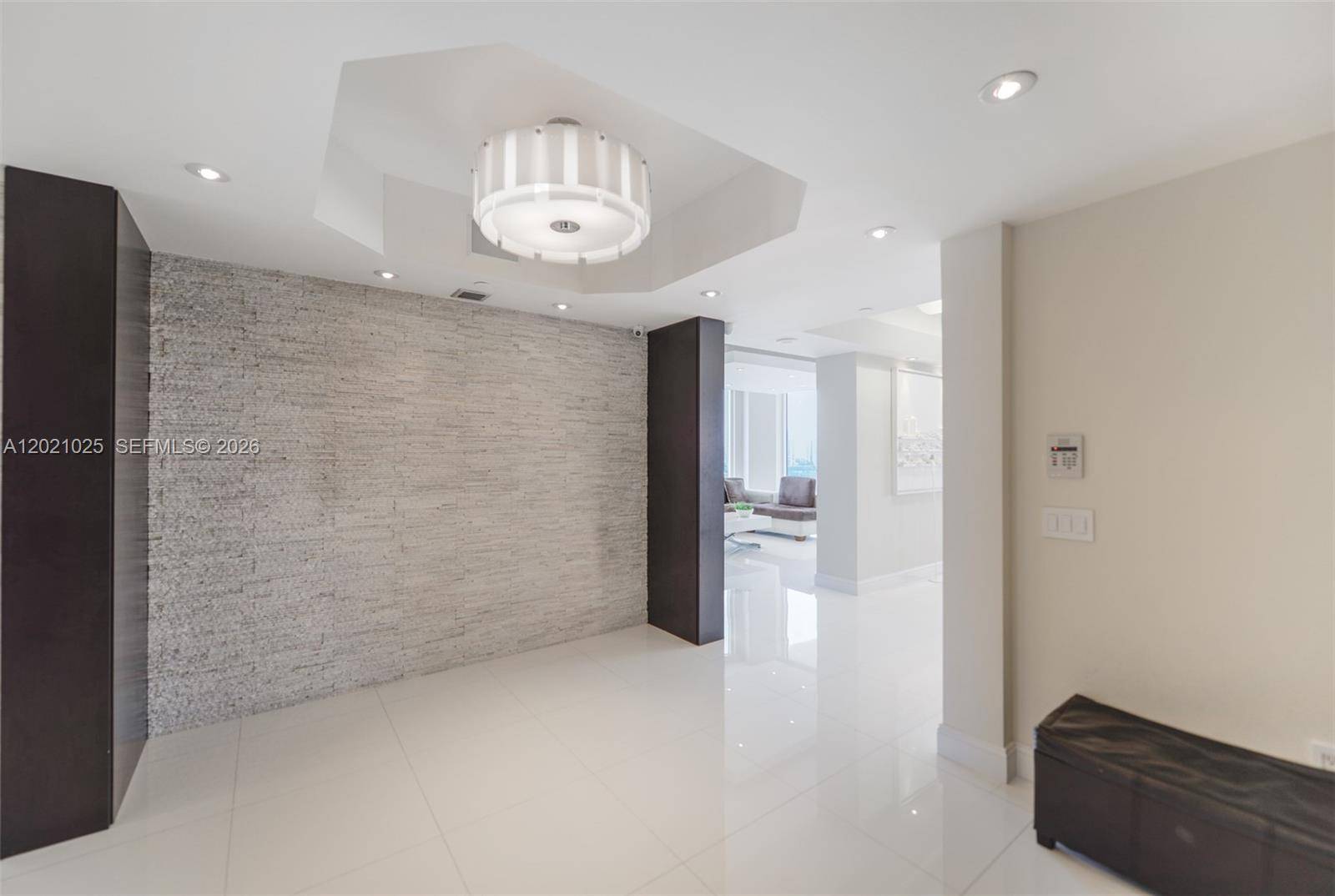 6000 Island BlvdAventura - Condo/Co-Op/Annual,Condo condo unit 1801 - picture