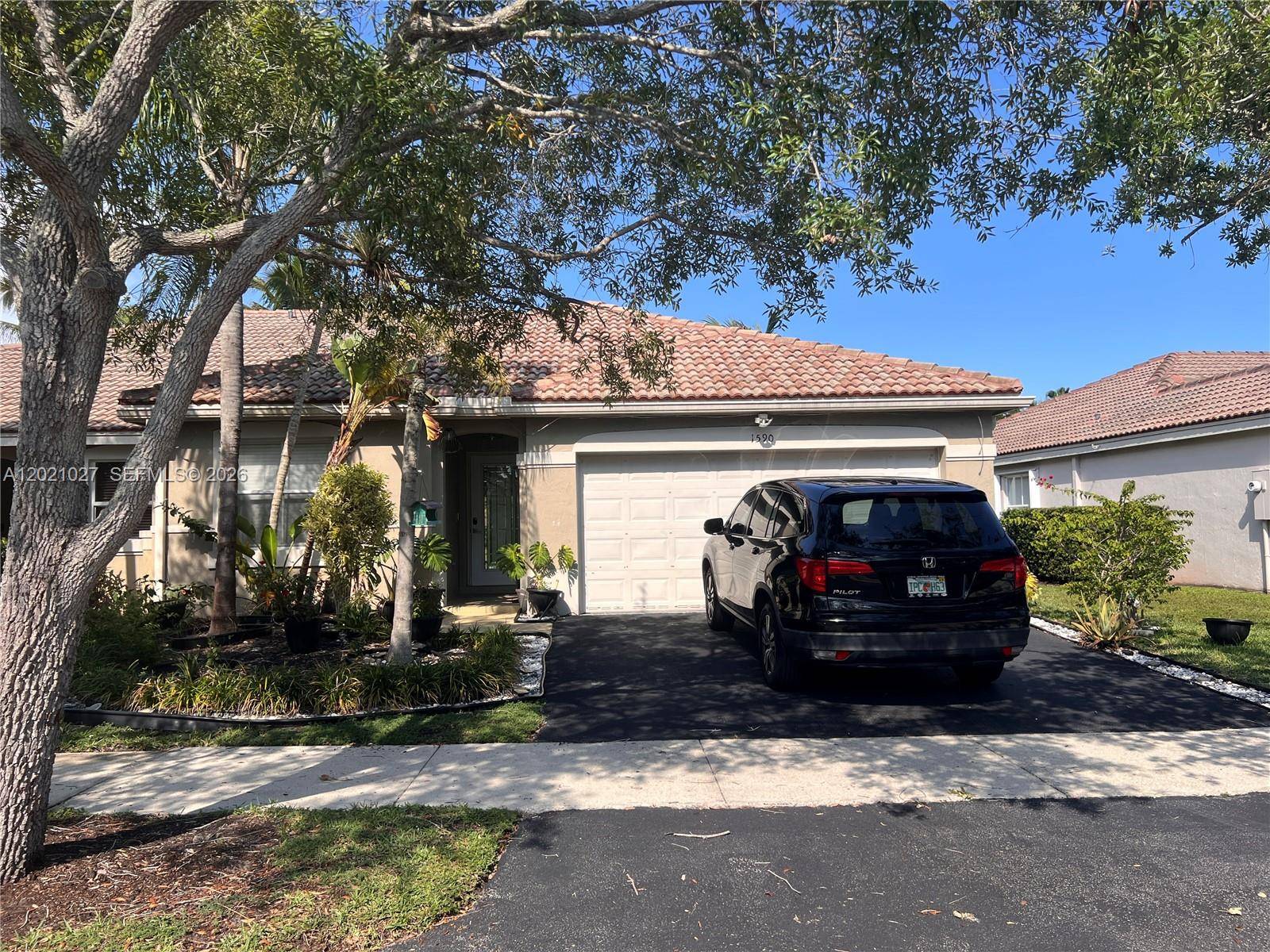 1590 Orion LnWeston - picture