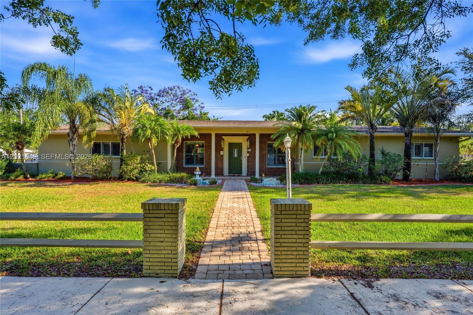 8495 SW 160th StPalmetto Bay - picture