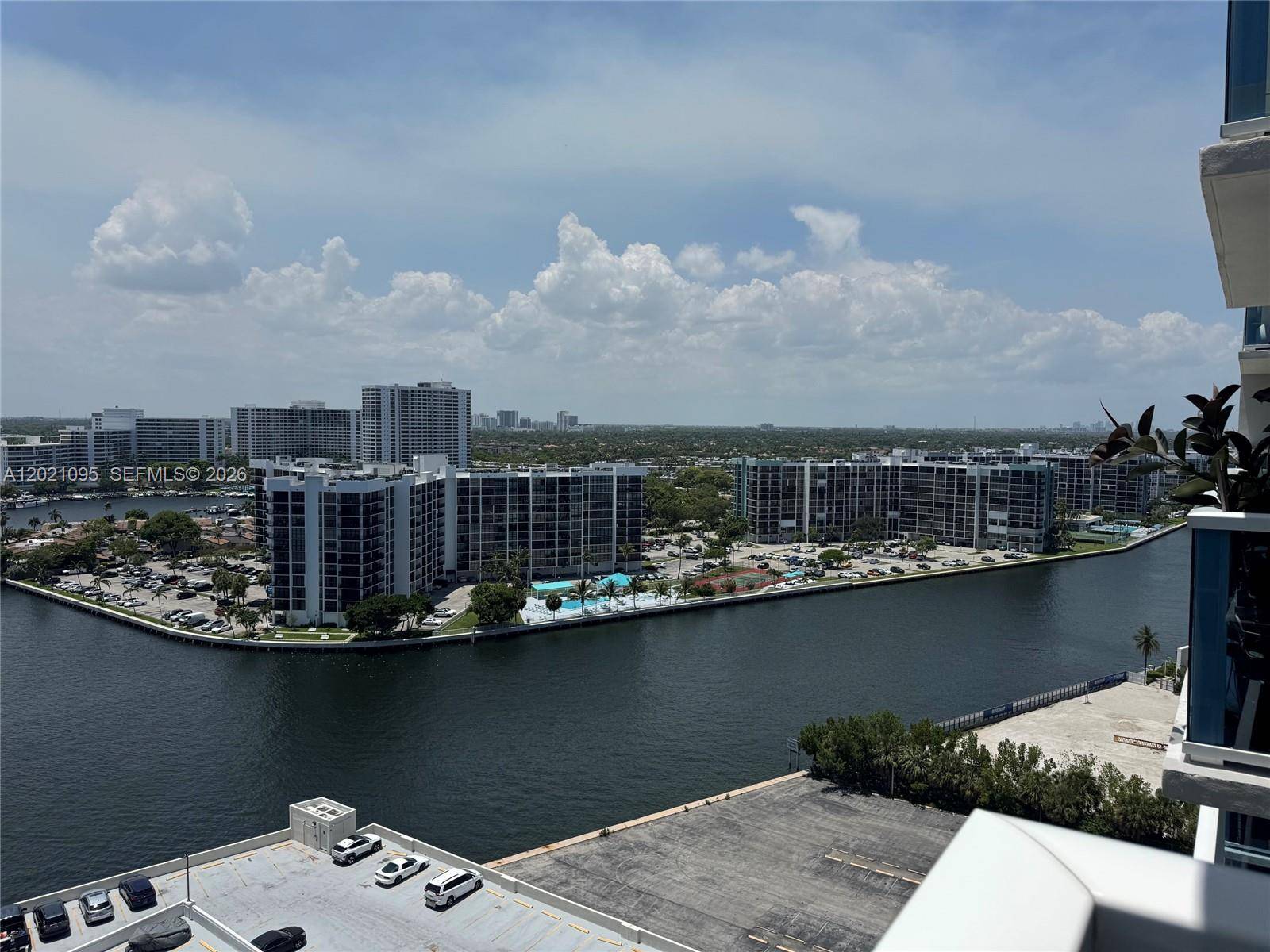 3800 S Ocean DrHollywood - HALLMARK OF HOLLYWOOD CON condo unit 1725 - picture