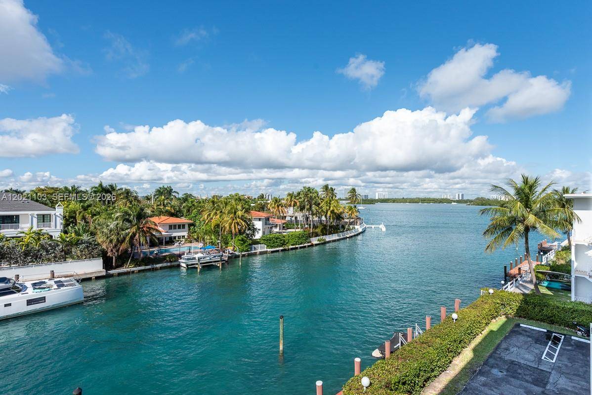 10180 W Bay Harbor DrBay Harbor Islands - Condo 5+ Stories,Condo condo unit 4A - picture