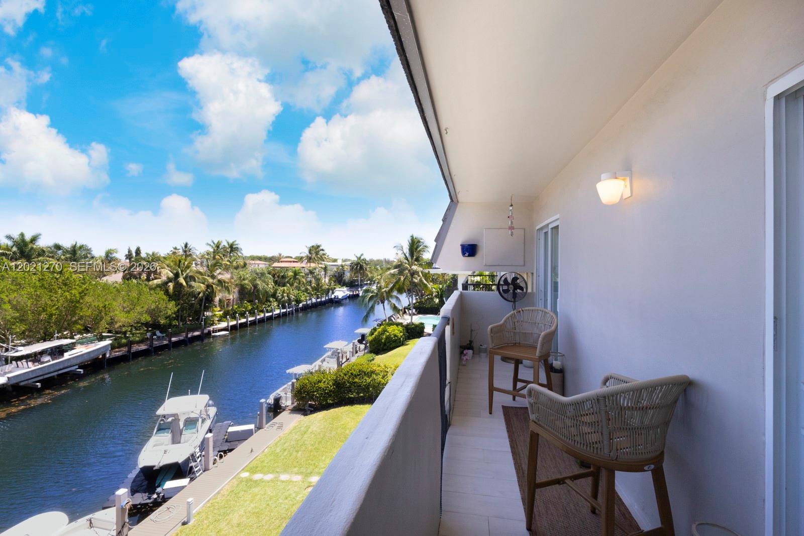 6815 Edgewater DrCoral Gables - Condo/Co-Op/Annual,Condo condo unit 307 - picture