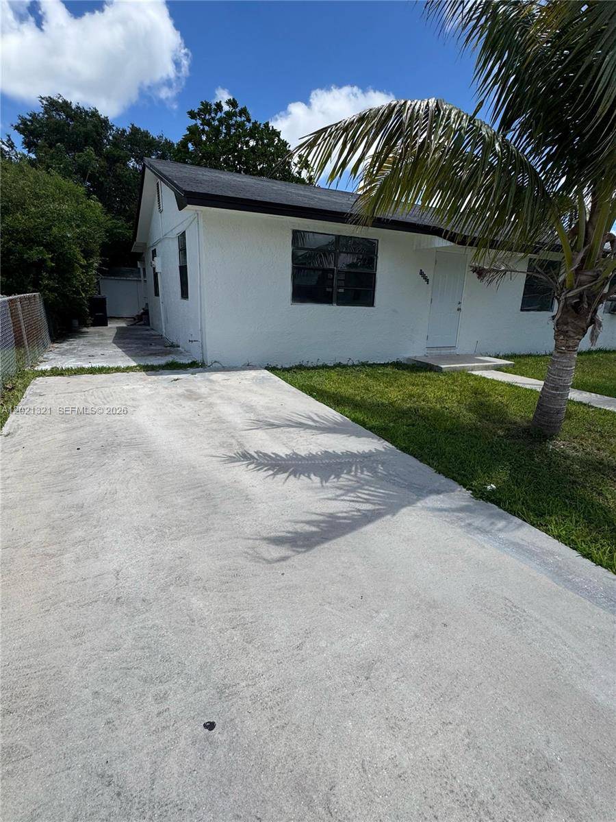 15023 SW 302nd TerHomestead - picture