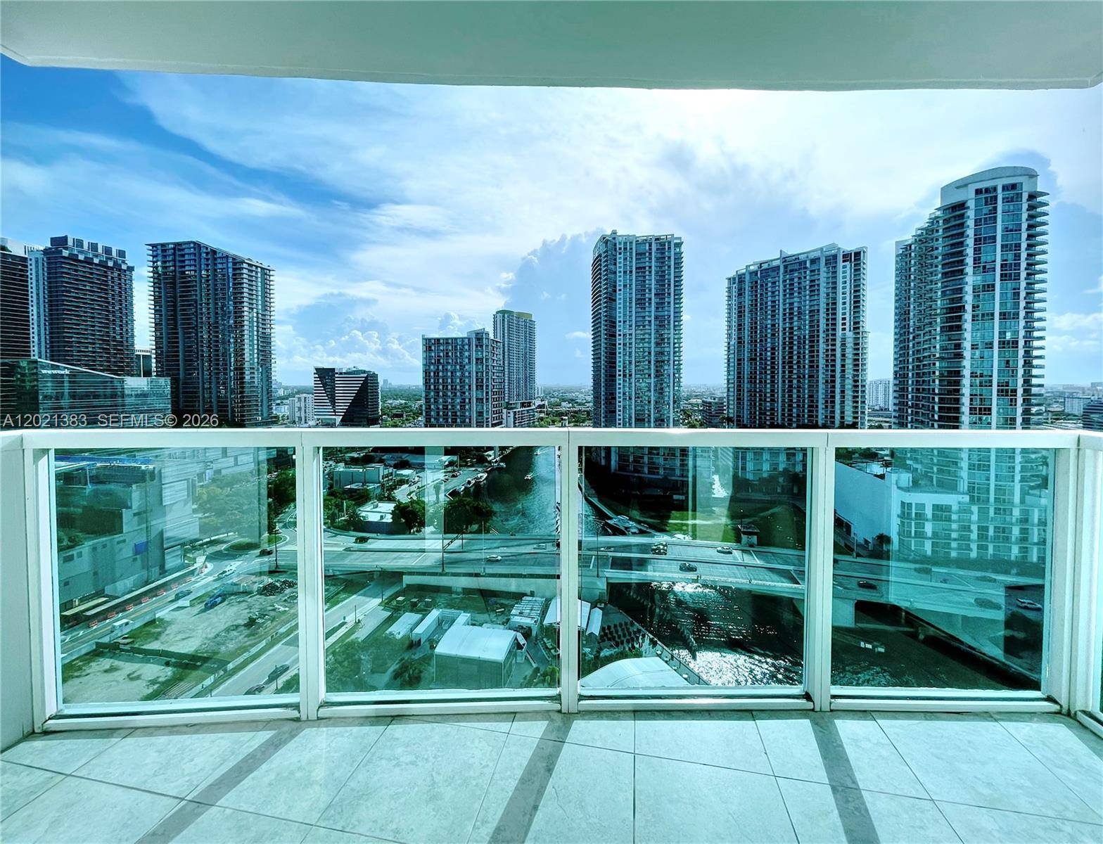 31 SE 5th StMiami - BRICKELL ON THE RIVER N T condo unit 2307 - picture