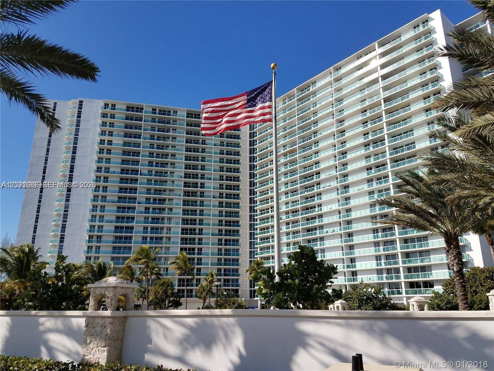 100 Bayview DrSunny Isles Beach - Condo 5+ Stories,Condo condo unit 1428 - picture