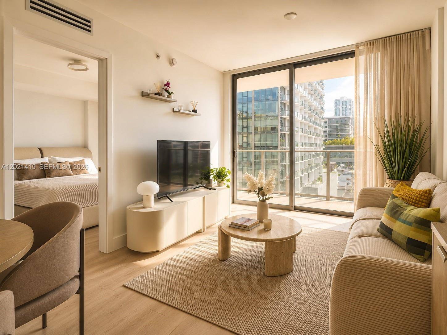 90 NE 32nd StMiami - THE STANDARD MIDTOWN condo unit 903 - picture