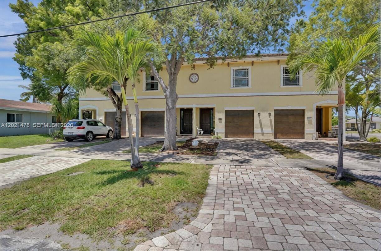 1247 NE 23rd AvePompano Beach - picture