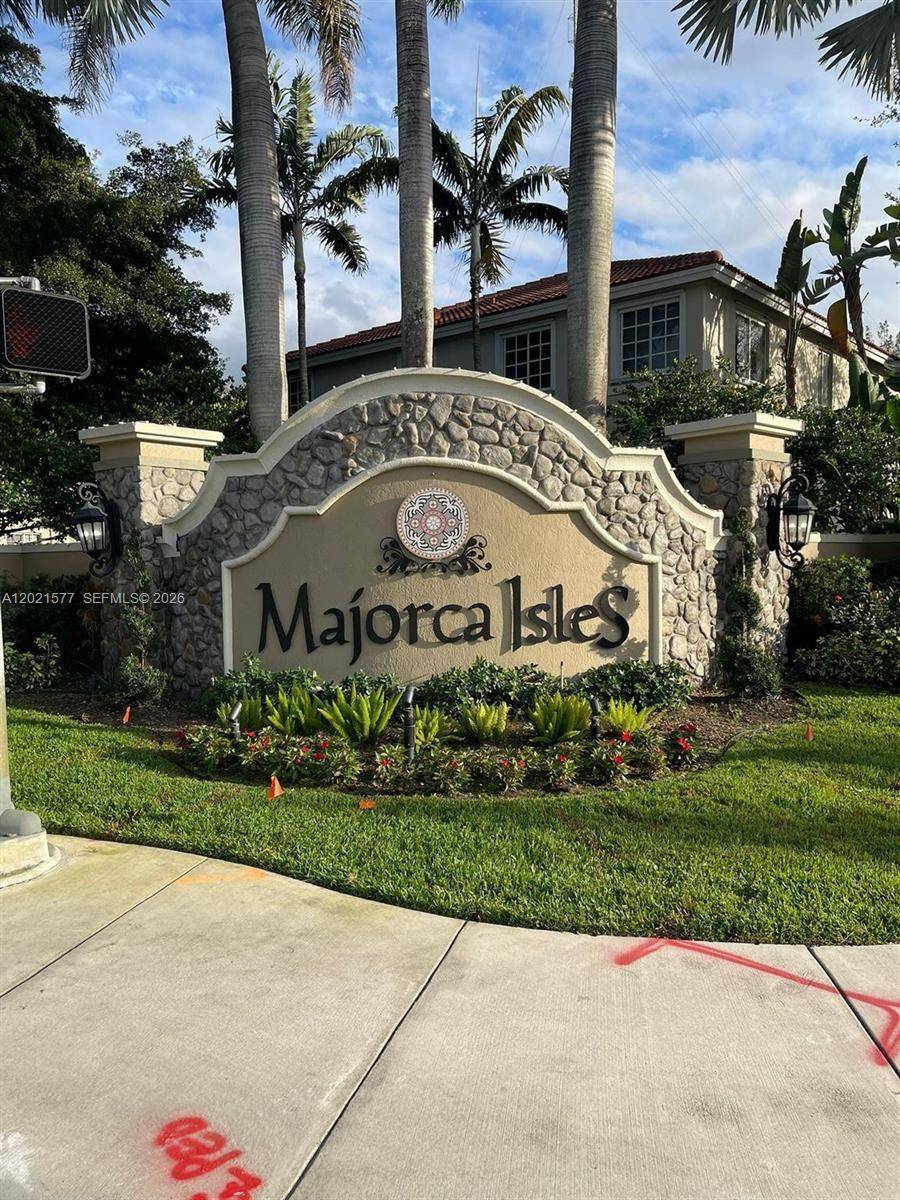 21205 NW 14th PlMiami Gardens - Condo 1-4 Stories,Condo condo unit 1-19 - picture