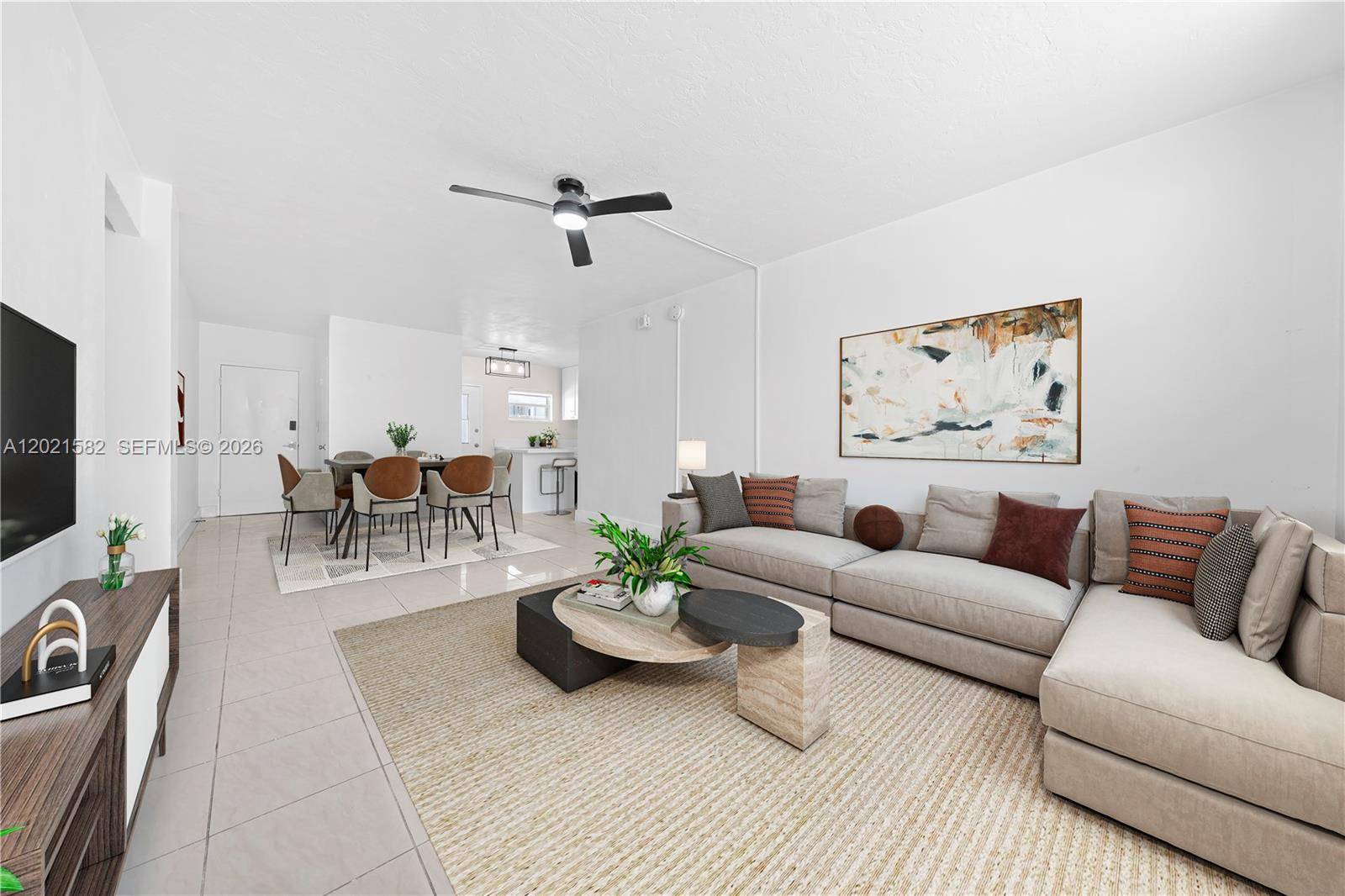 1300 Lincoln RdMiami Beach - LINCOLN TOWERS CONDO condo unit D204 - picture