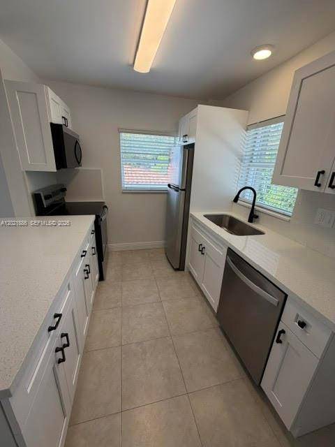 3311 S Le Jeune RdCoral Gables - Duplex/Tri/Quad-Annual,Apartment condo unit 2 - picture