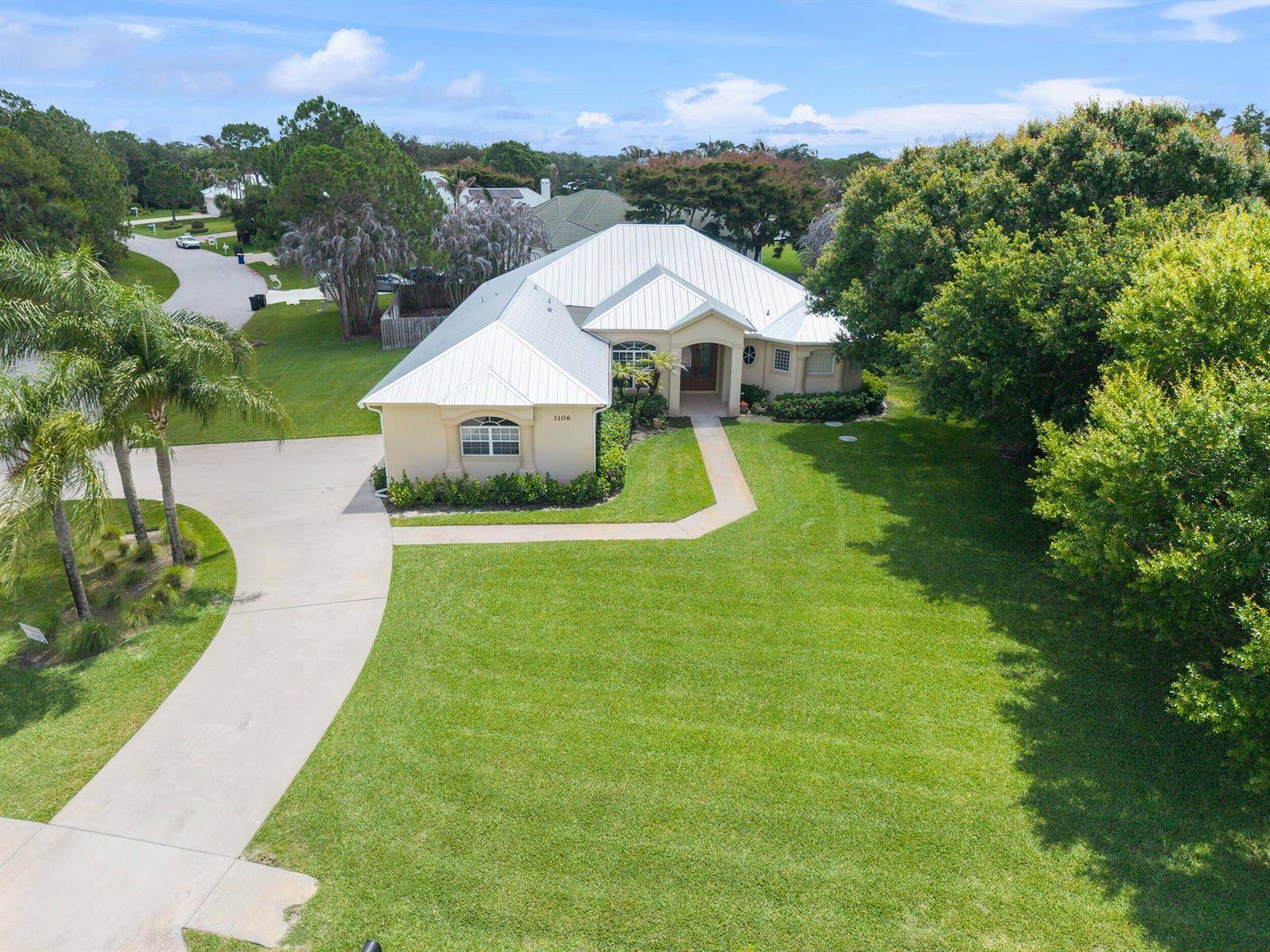 1106 SW ThoreauPalm City - picture