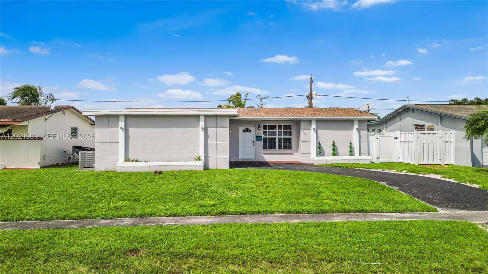 8531 NW 25th StSunrise - picture