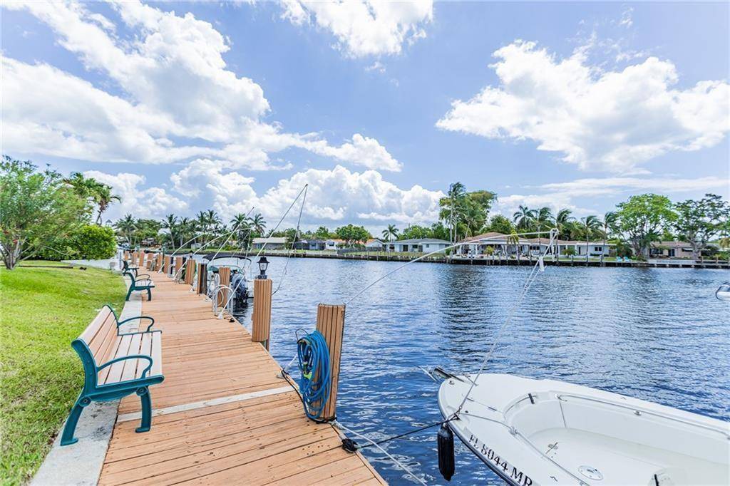 130 Cypress ClubPompano Beach - CYPRESS CLUB CONDO condo unit Apt 323 - picture