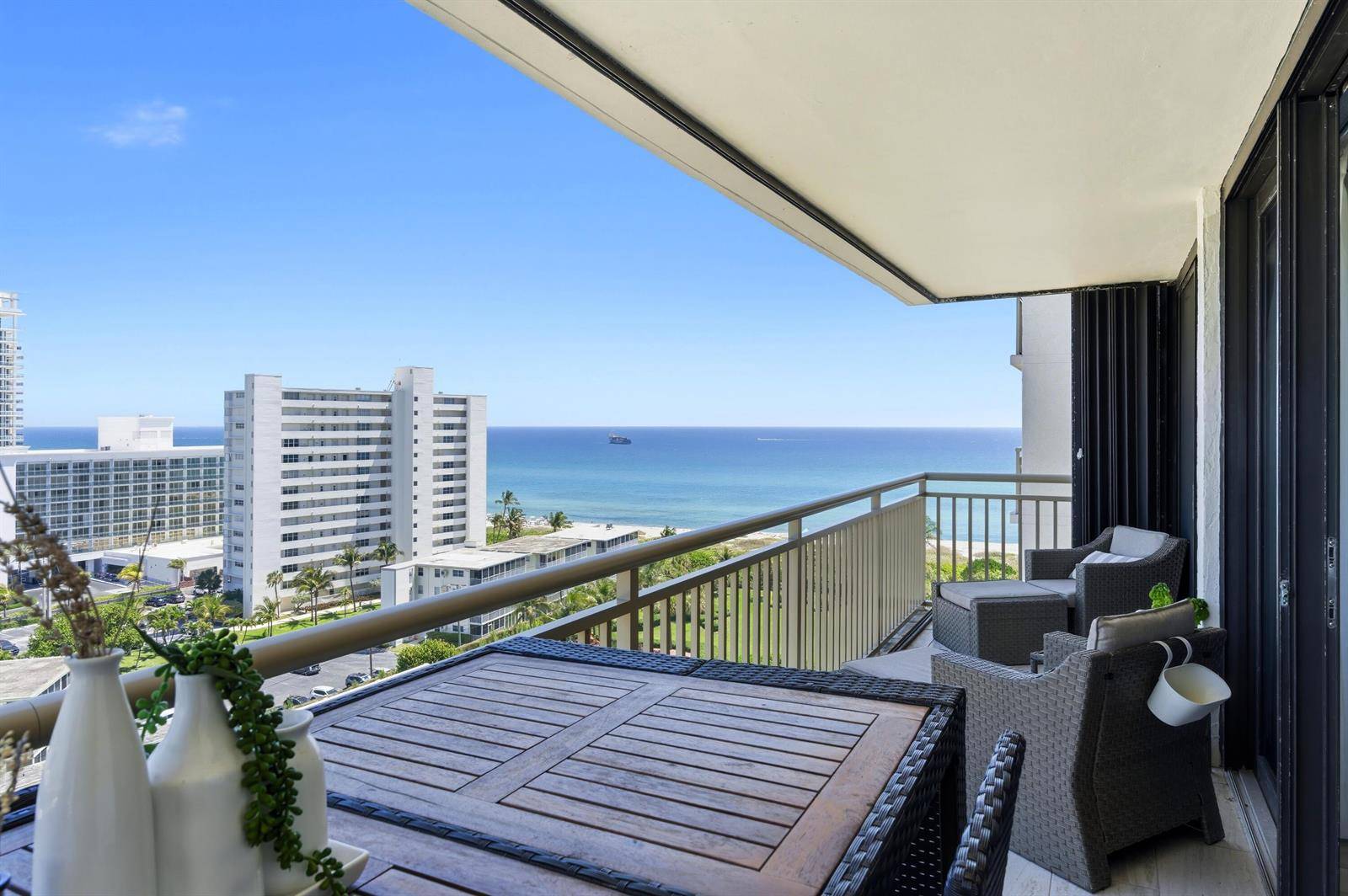 3400 N OceanRiviera Beach - OCEANTREE CONDO condo unit 1207 - picture