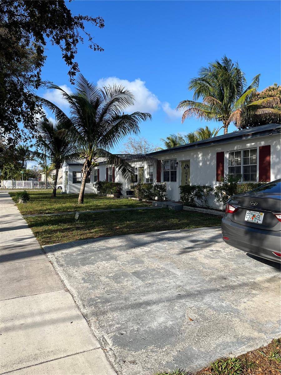 14155 NE 14th AveNorth Miami - picture