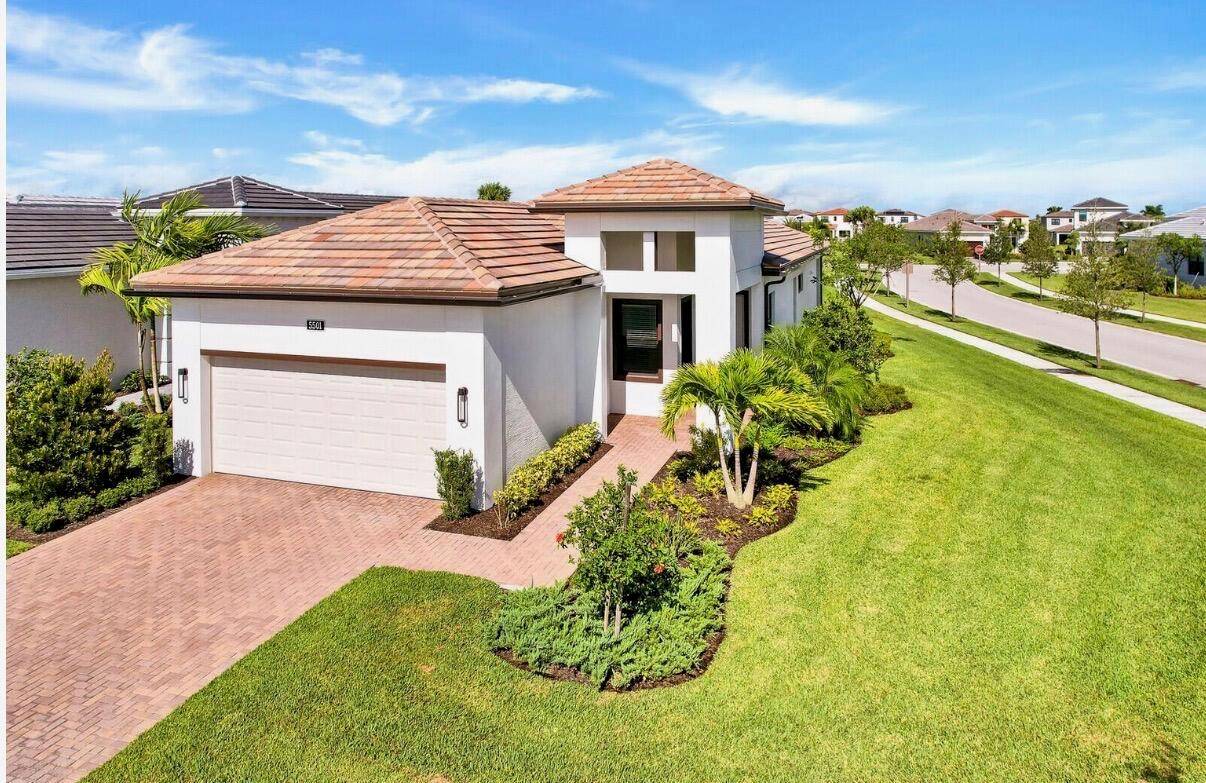 5501 Santa RosaWestlake - picture