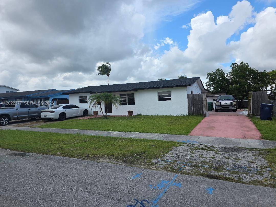 14905 SW 304th TerHomestead - picture